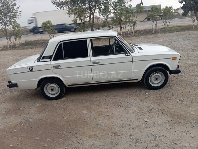 LADA (VAZ) 2106 1985, 220,000 km - 1.6 l - Salyan