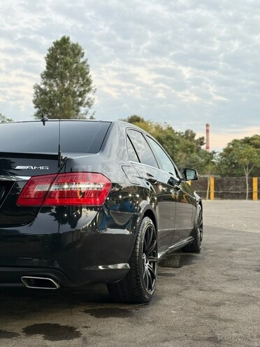 Mercedes E 350 2009, 389,000 km - 3.5 l - Bakı