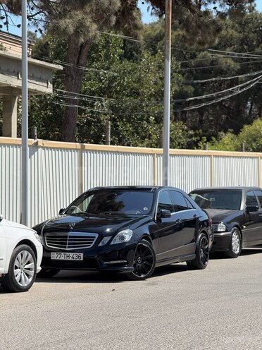 Mercedes E 350 2009, 389,000 km - 3.5 l - Bakı