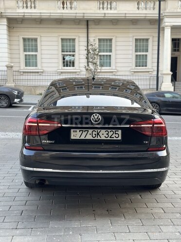 Volkswagen Passat (North America) 2017, 87,136 km - 1.8 l - Bakı