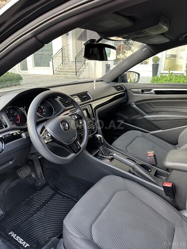 Volkswagen Passat (North America) 2017, 87,136 km - 1.8 l - Bakı