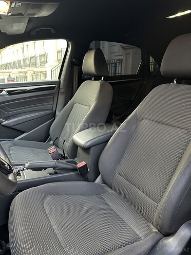 Volkswagen Passat (North America) 2017, 87,136 km - 1.8 l - Bakı
