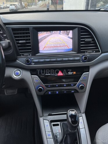 Hyundai Elantra 2018, 157,716 km - 2.0 л - Bakı