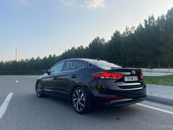 Hyundai Elantra 2017, 150,000 km - 2.0 л - Bakı