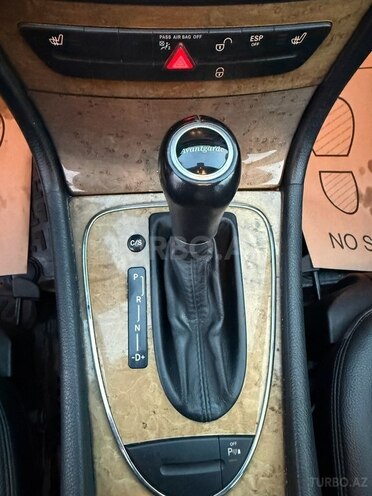 Mercedes E 220 2008, 255,900 km - 2.2 l - Bakı