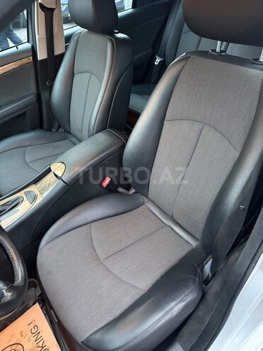 Mercedes E 220 2008, 255,900 km - 2.2 l - Bakı