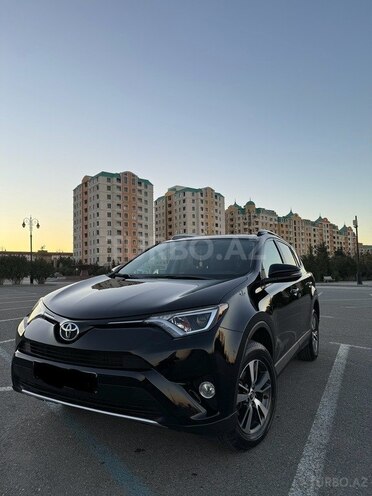 Toyota RAV4-1