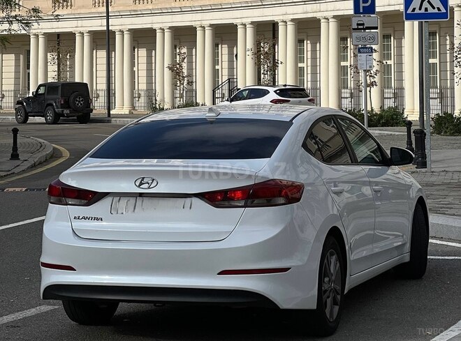 Hyundai Elantra 2017, 85,500 km - 2.0 л - Bakı