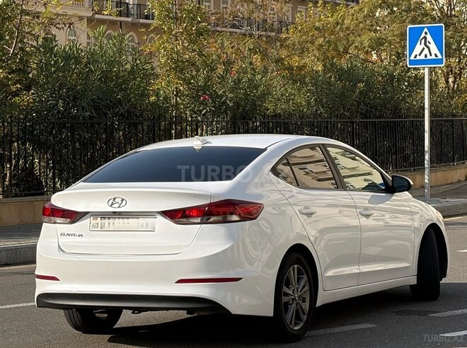 Hyundai Elantra 2017, 85,500 km - 2.0 л - Bakı