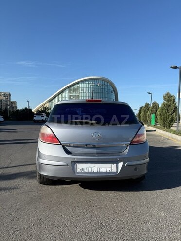 Opel Astra 2005, 286,000 km - 1.8 l - Bakı