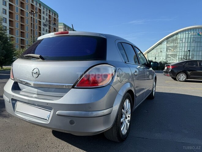 Opel Astra 2005, 286,000 km - 1.8 l - Bakı