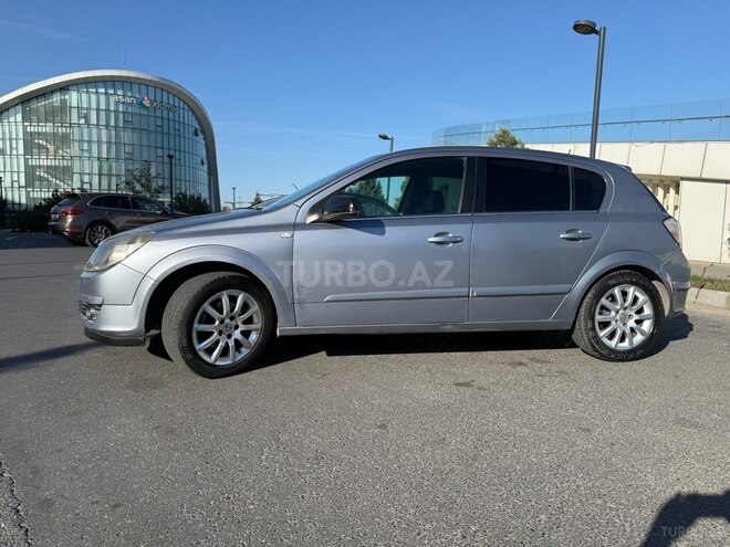 Opel Astra 2005, 286,000 km - 1.8 l - Bakı