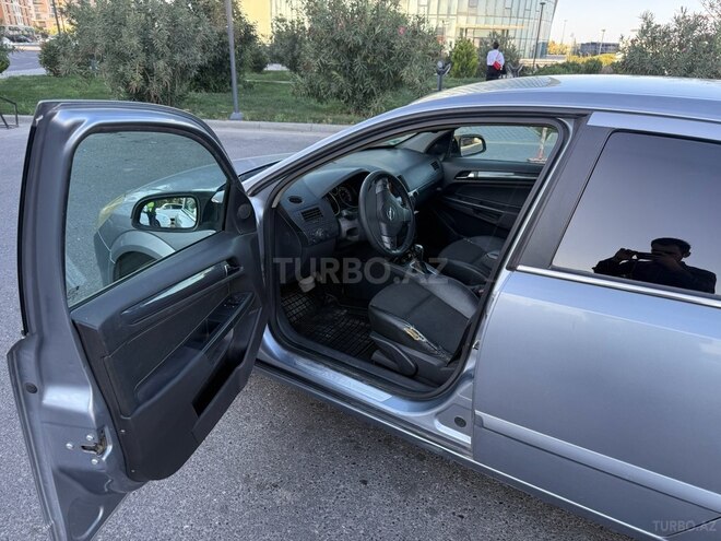 Opel Astra 2005, 286,000 km - 1.8 l - Bakı