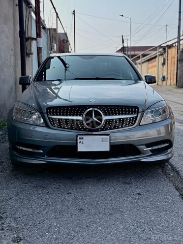 Mercedes C 250 4MATIC 2011, 320,000 km - 2.5 l - Bakı