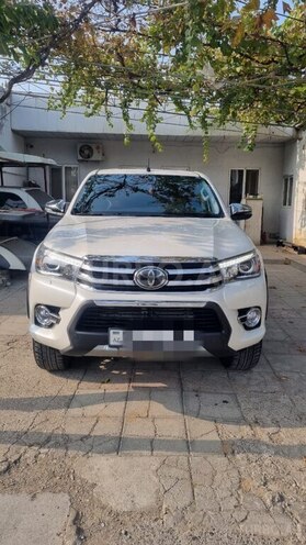 Toyota Hilux 2019, 78,000 km - 2.4 l - Bakı