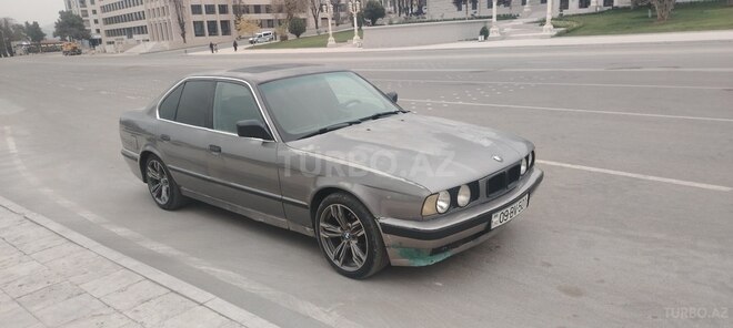 BMW 520 1992, 555,654 km - 2.0 l - Bərdə