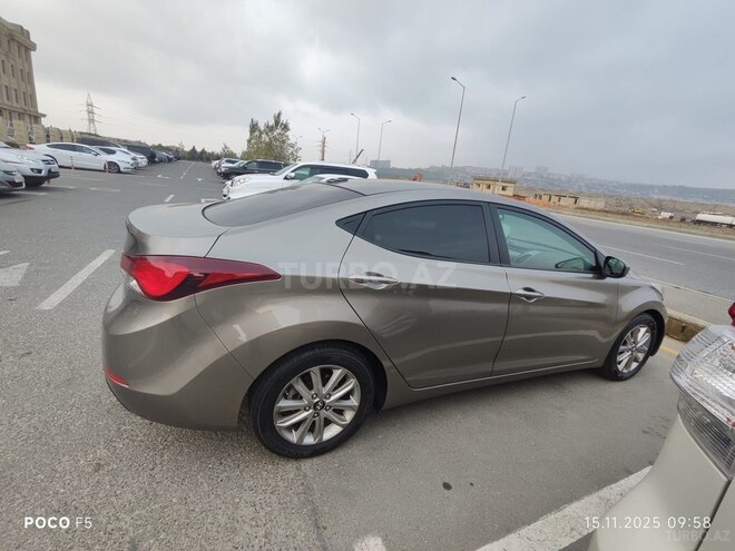 Hyundai Elantra 2015, 166,000 km - 1.8 л - Bakı