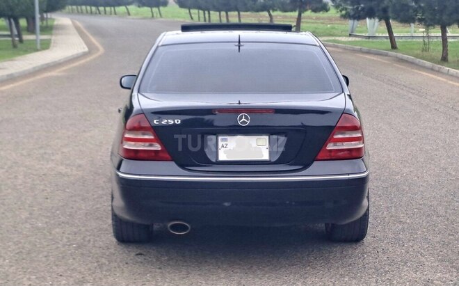 Mercedes C 230 2005, 186,525 km - 2.5 l - Bakı