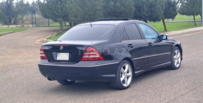 Mercedes C 230 2005, 186,525 km - 2.5 l - Bakı