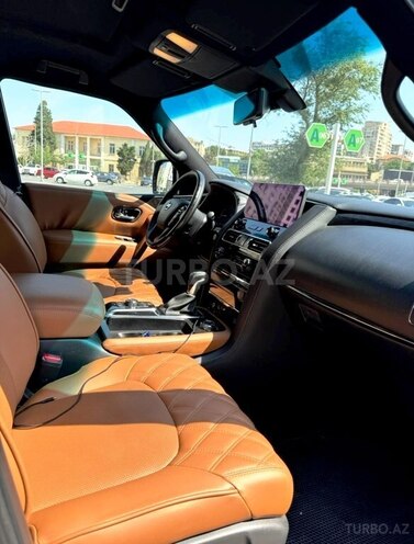 Nissan Patrol 2010, 202,000 km - 5.6 l - Bakı