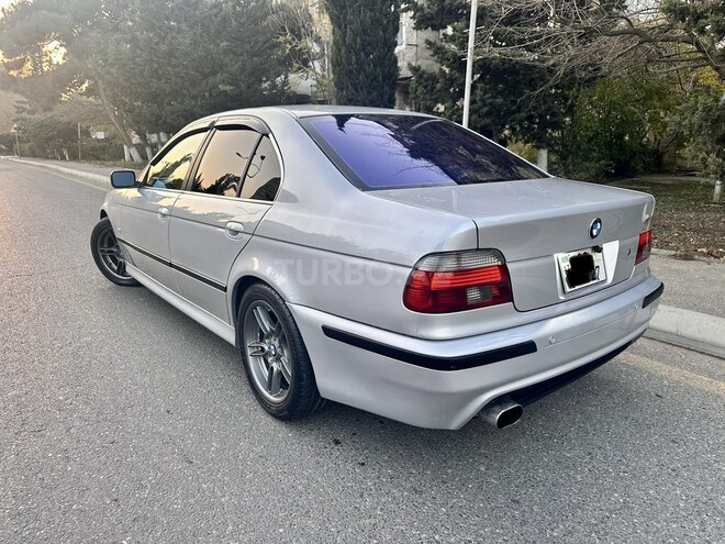 BMW 525 2003, 325,000 km - 2.5 l - Bakı