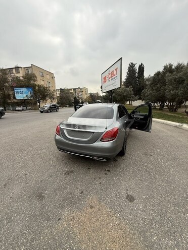 Mercedes C 300 2015, 182,000 km - 2.0 l - Bakı