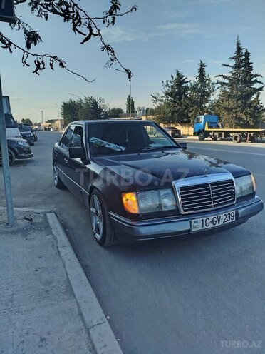 Mercedes 230 E 1990, 230,000 km - 2.3 l - Salyan