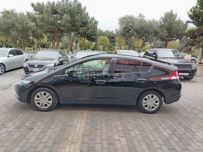 Honda Insight-7