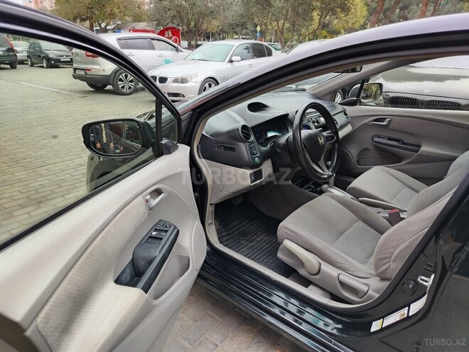 Honda Insight-15