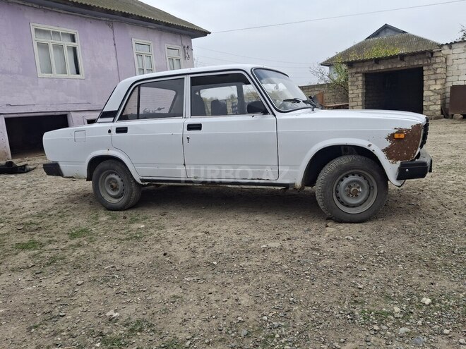 LADA (VAZ) 2107 2009, 175,000 km - 1.6 l - Neftçala