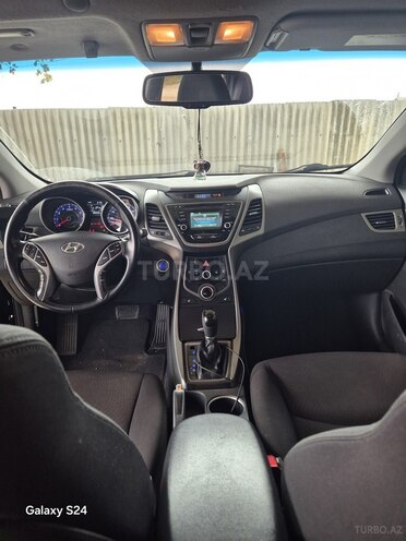Hyundai Elantra 2015, 132,822 km - 1.8 l - Hacıqabul