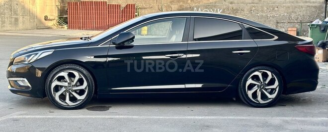 Hyundai Sonata-4