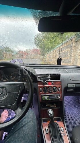 Mercedes C 200 1998, 372,482 km - 2.0 l - Qəbələ