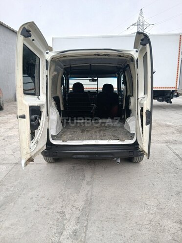 Fiat Doblo-3