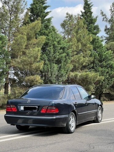 Mercedes E 200 1999, 413,000 km - 2.0 л - Gəncə