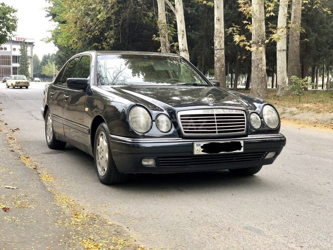 Mercedes E 230 1996, 276,000 km - 2.3 l - Mingəçevir