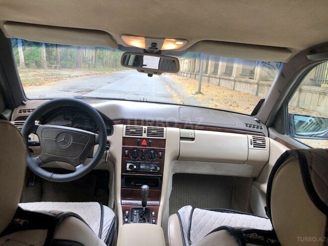 Mercedes E 230 1996, 276,000 km - 2.3 l - Mingəçevir