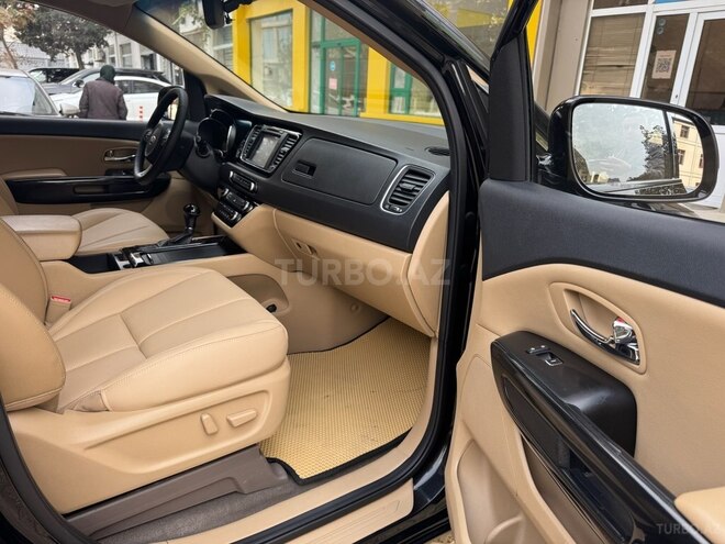 Kia Carnival 2015, 245,000 km - 2.2 l - Bakı