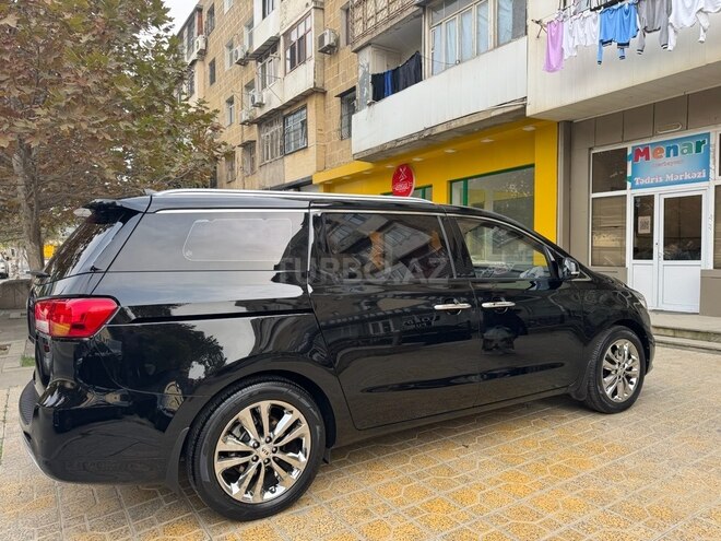Kia Carnival 2015, 245,000 km - 2.2 l - Bakı