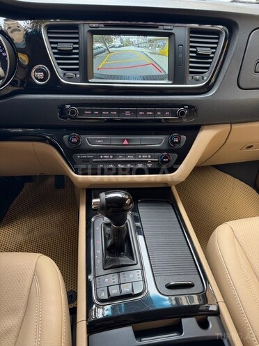 Kia Carnival 2015, 245,000 km - 2.2 l - Bakı