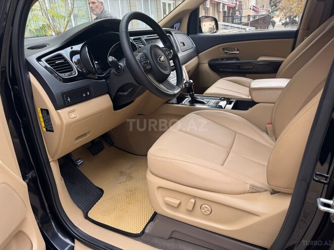 Kia Carnival 2015, 245,000 km - 2.2 l - Bakı