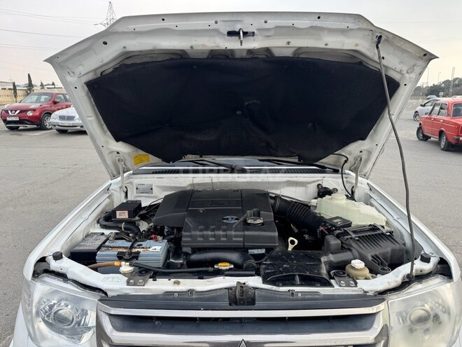 Mitsubishi Pajero io 2002, 310,028 km - 2.0 л - Bakı