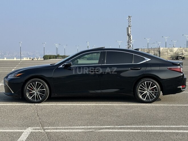 Lexus ES 300h 2022, 45,000 km - 2.5 l - Bakı