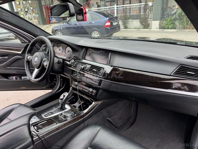 BMW 528-9