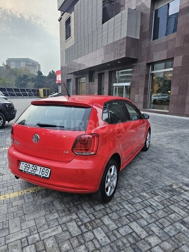 Volkswagen Polo 2010, 310,000 km - 1.4 l - Bakı