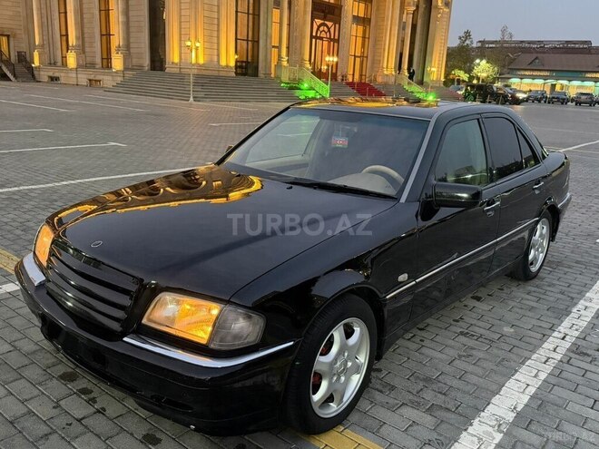 Mercedes C 220 1998, 290,000 km - 2.2 l - Bakı