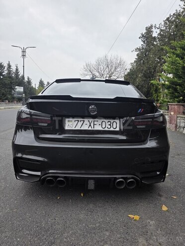BMW 328 2016, 242,912 km - 2.0 l - Qax
