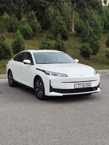 Changan Qiyuan A05 2025, 9,600 km - 1.5 л - Bakı