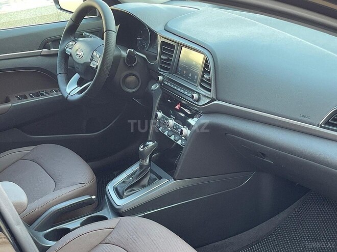 Hyundai Elantra 2019, 118,000 km - 2.0 l - Bakı