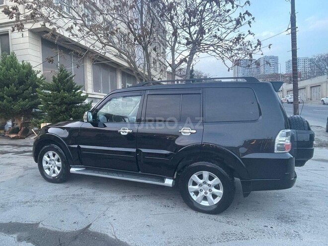 Mitsubishi Pajero 2013, 242,000 km - 3.2 l - Bakı